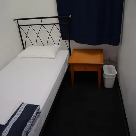Maze Backpackers - Sydney-3